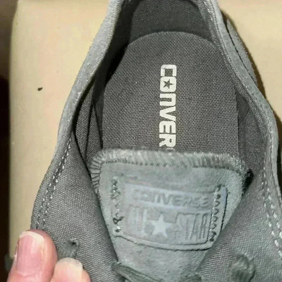 Converse green suede. Men’s 9 or Women’s 11 - Picture 7 of 9